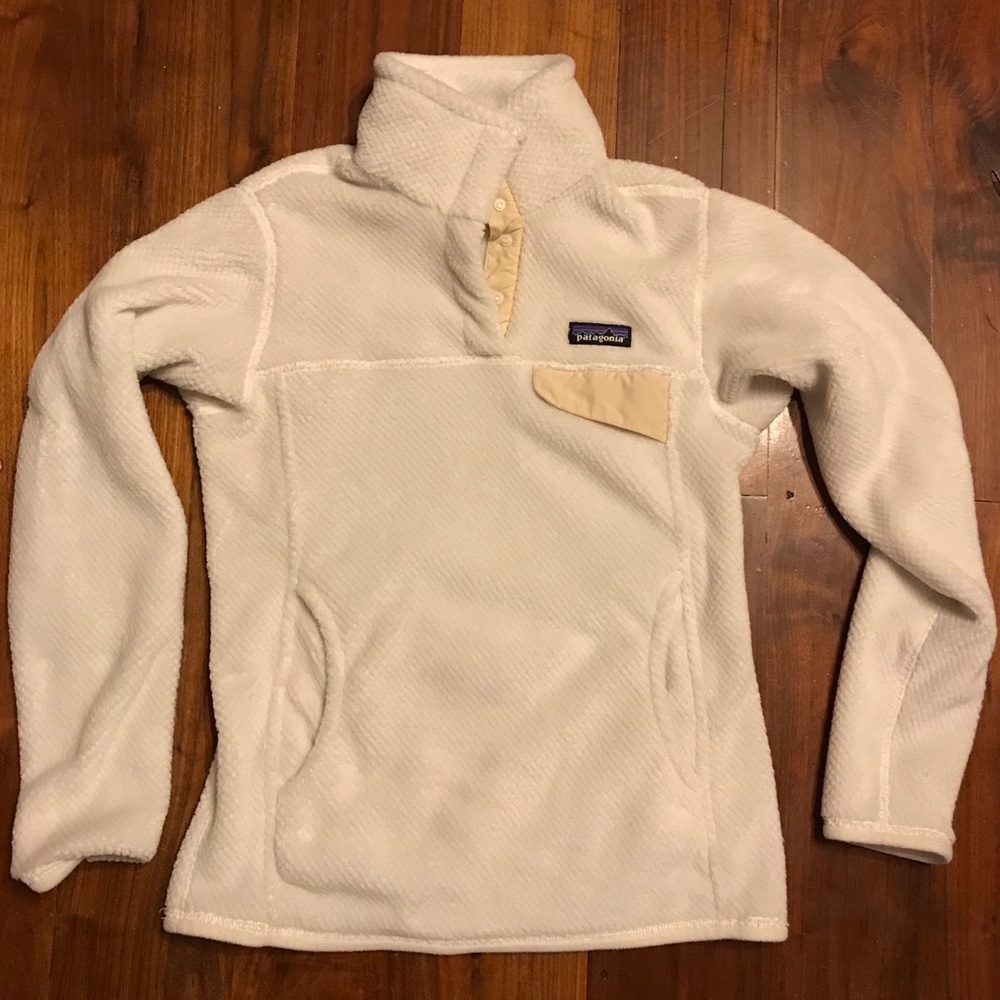 SALE! Women’s Patagonia Snap-T Pullover Size Small